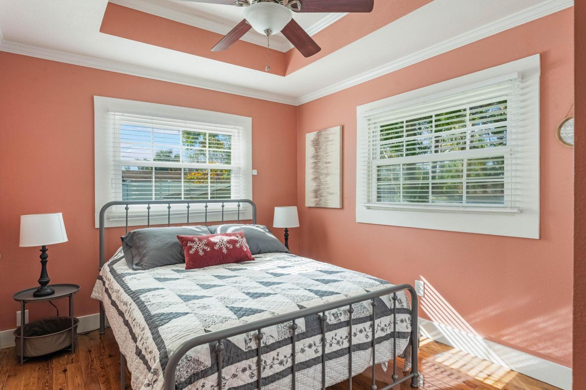 Sanford'S Haven, 3 Bedroom, Sleeps 7 Exterior photo